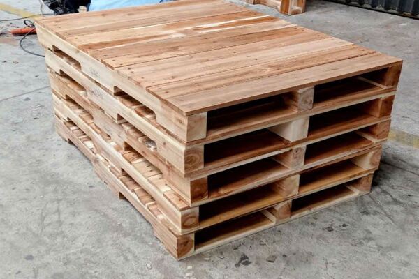 Phân Tích Pallet Gỗ Keo: Đặc Điểm Và Giá Cả Trên Thị Trường